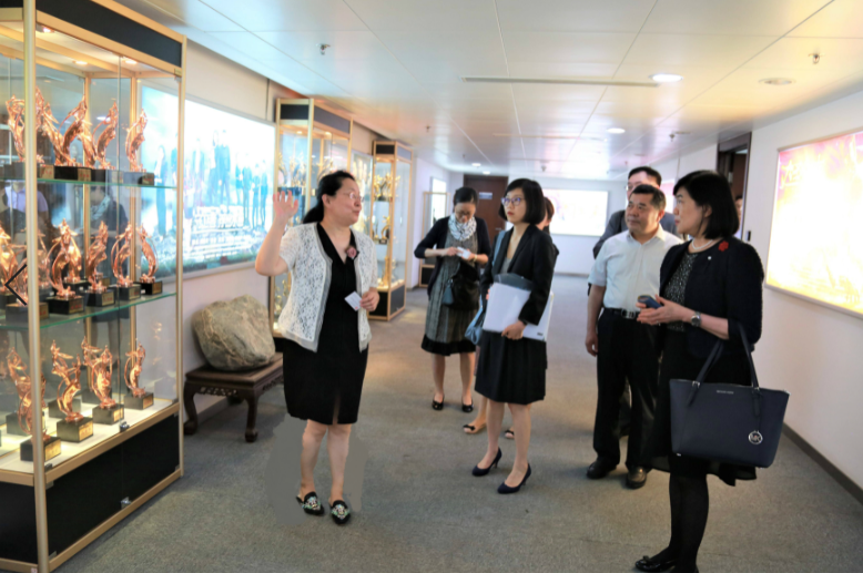 香港特區(qū)政府駐上海經濟貿易辦事處到山影參觀交流 香港特區(qū)政府駐上海經濟貿易辦事處到山影參觀交流