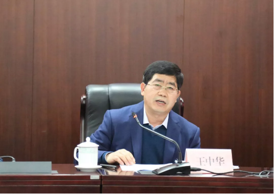 學(xué)習(xí)萬華濰柴齊魯音像公司經(jīng)驗(yàn) 集團(tuán)三項(xiàng)制度改革推進(jìn)會(huì)近日召開 學(xué)習(xí)萬華濰柴齊魯音像公司經(jīng)驗(yàn) 集團(tuán)三項(xiàng)制度改革推進(jìn)會(huì)近日召開